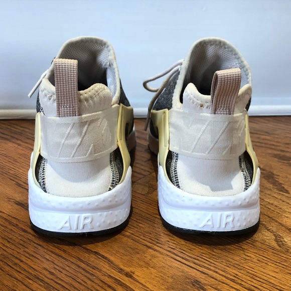 Nike Air Huarache Run Ultra SE 'Vachetta Tan Women Size 7.5 Like New Condition!! - Picture 4 of 7